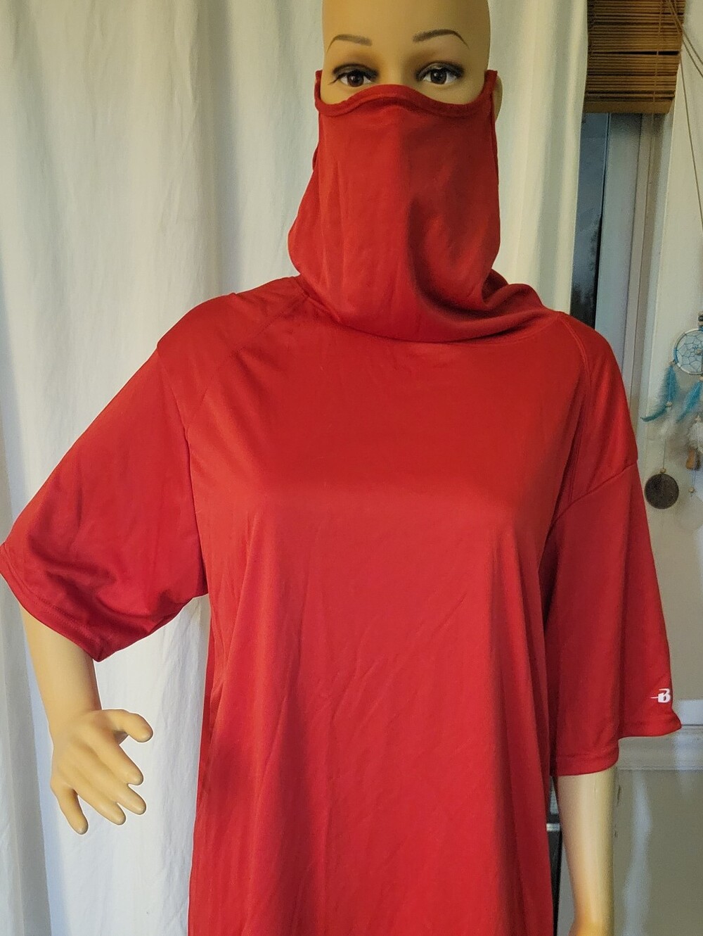 Workout Top With Mask Attached In Red. Lightweight. UNISEX